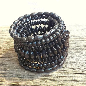 Vintage 90s Bali Sustainable Black Wood Beads Memory Wire Wrap Bracelet